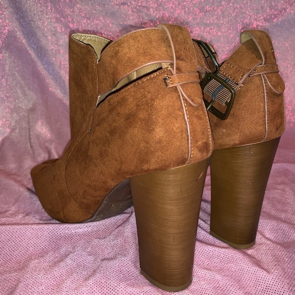 Cognac peep toe booties! - Picture 4 of 4